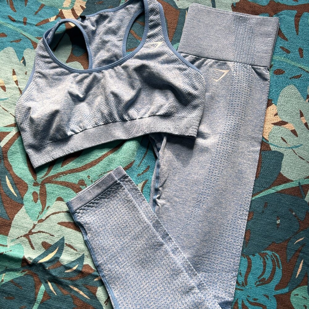 Gymshark Legging (M) and Bra (L) in blue